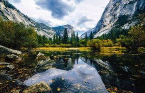 yosemite lake mirror